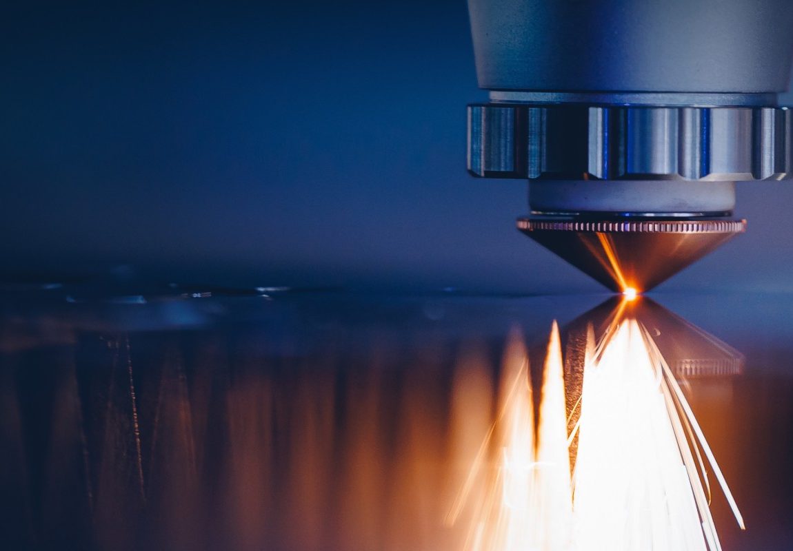 Industrial laser marking process on a metal component